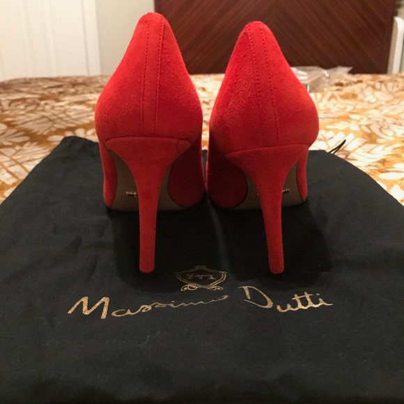 Massimo Dutti Coral Suede heels. Never worn. Brand new. Bought the wrong size! - Picture 2 of 3